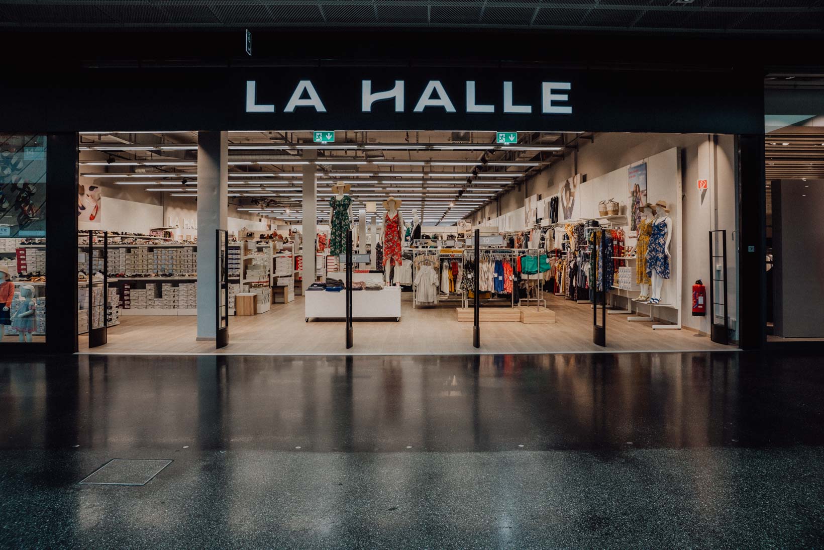 halle aux chaussures